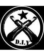Clochtard Crasvat - Vêtement Punk, rock et anarchiste - Visuel Diy - Do it yourself
